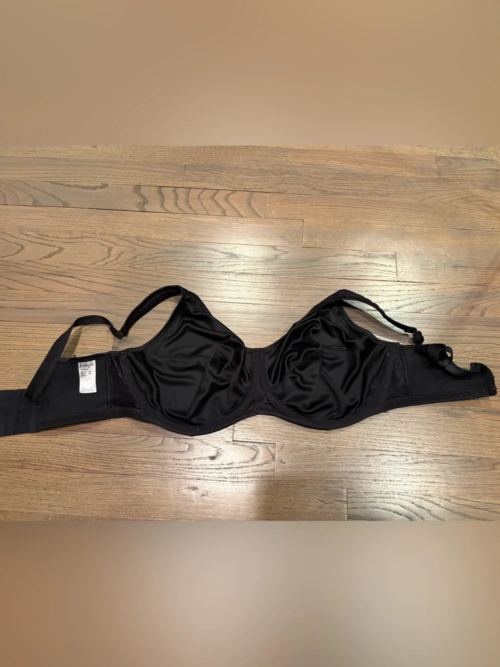 Freya Core Underwire Sports Bra - AA402- Black- 36G - Picture 5 of 7